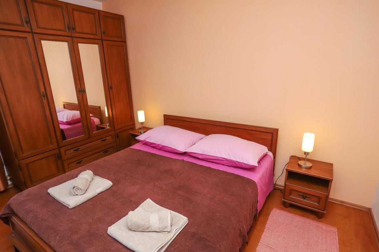 Apartment Nina With Private Pool Nova Vas  外观 照片